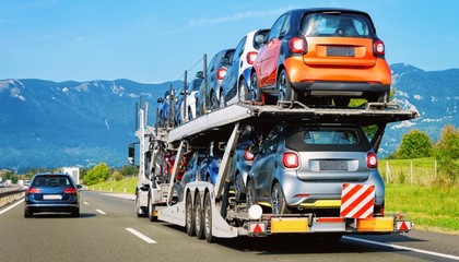 缺乏基本面支撐，長(zhǎng)久物流三連板后連續(xù)暴跌警示炒作風(fēng)險(xiǎn)